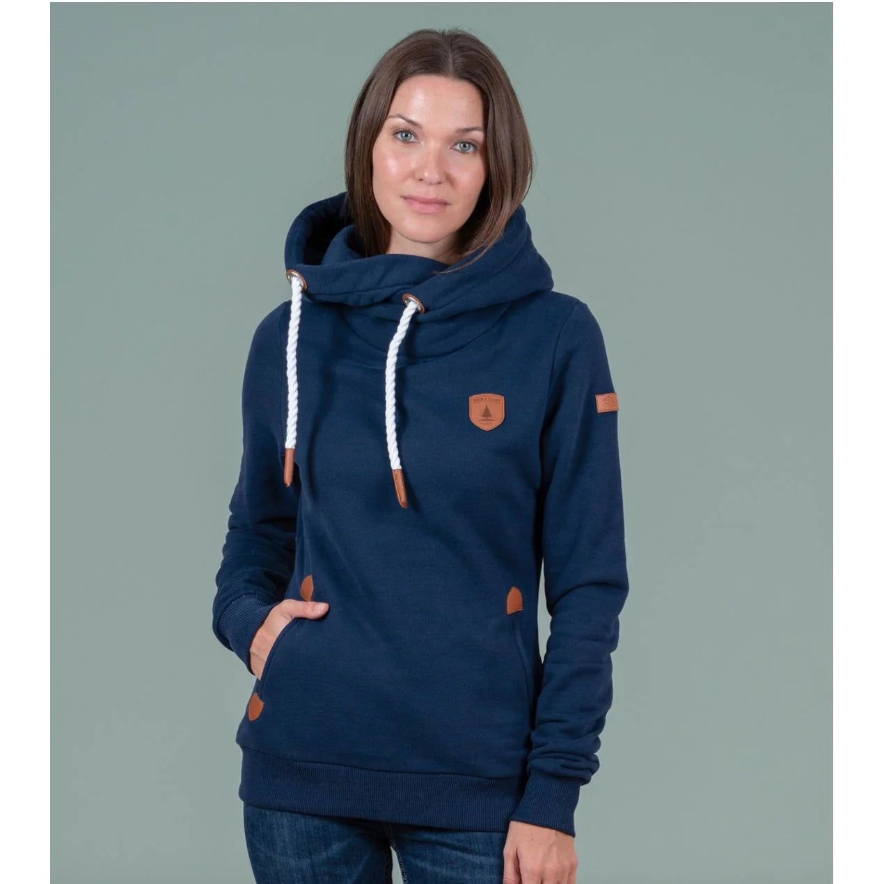 Artemis Hoodie – docksquareclothiers Artemis Hoodie – docksquareclothiers